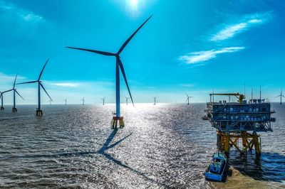 新能源亟需新突破 多技術(shù)路徑協(xié)同推動(dòng)清潔能源革新